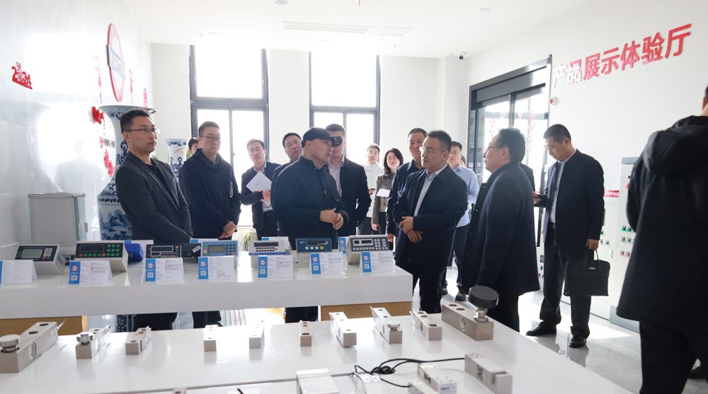 二七区委书记樊惠林带队到公司调研考察